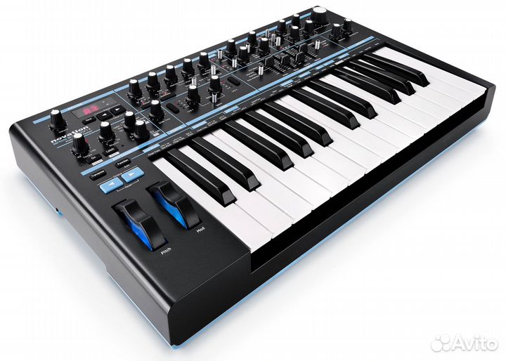 Novation Bass Station II аналоговый сиснтезатор