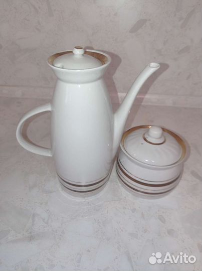 Кофейник и сахарница, Полонский фарфор