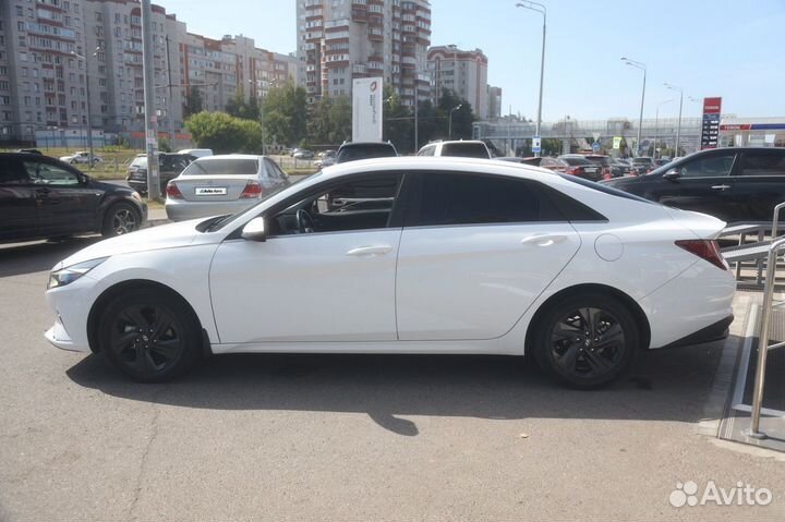 Hyundai Elantra 1.6 AT, 2020, 56 000 км