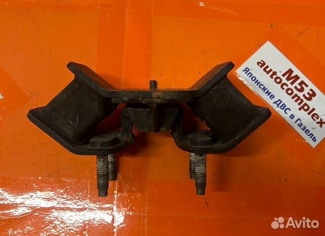 Подушка кпп Toyota JZ FR 12371-46020