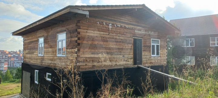 Дом 220 м² на участке 15 сот.