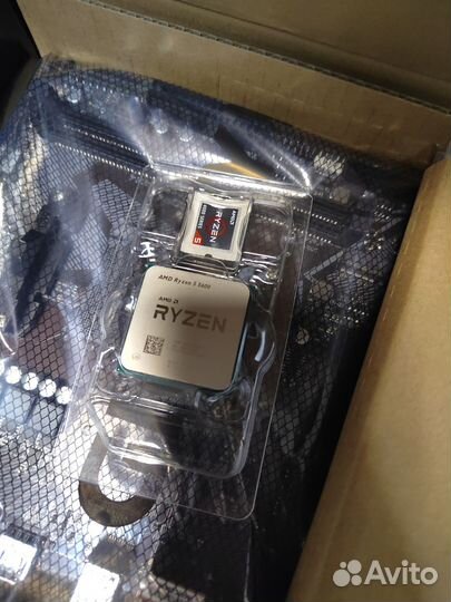 Лот процессор ryzen 3600