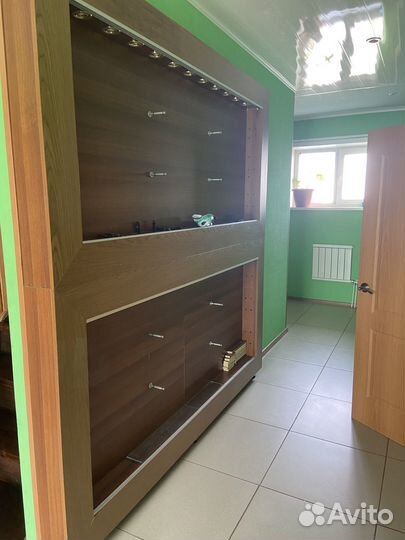 Полка с подсветкой