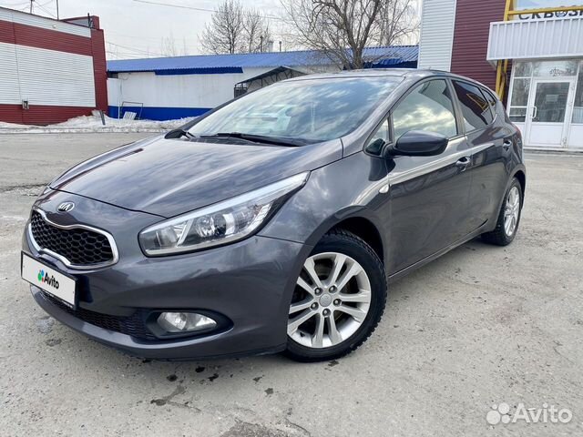 Kia Ceed 1.6 AT, 2015, 165 000 км с пробегом, цена 1360000 руб.