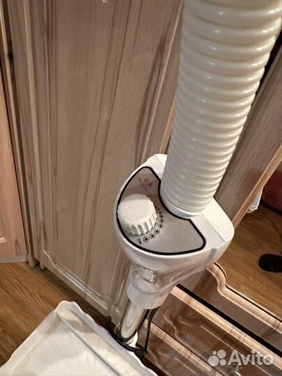 Лампа для наращивания ресниц с лупой новая