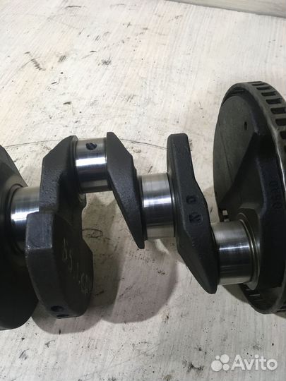 Коленвал Фольксваген пассат Б5 1.6 AHL