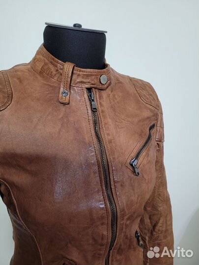 Куртка кожаная женская