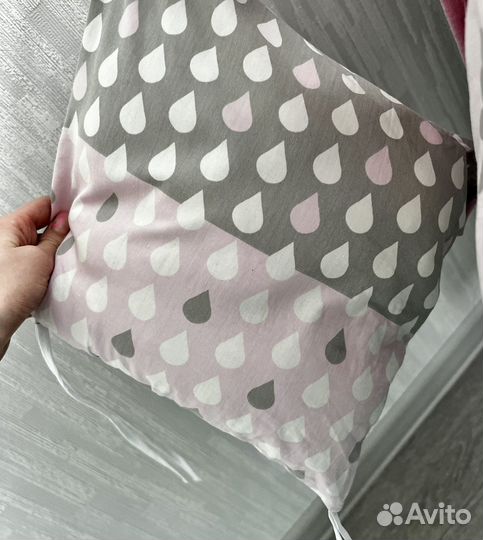 Мягкие бортики для детской кроватки