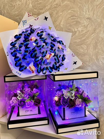 Подарок девушке розы