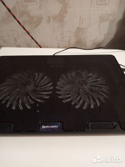 Почти новый acer 10 месяцев