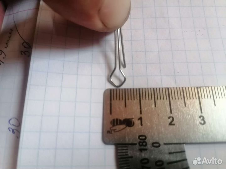 Скрепка для мандул