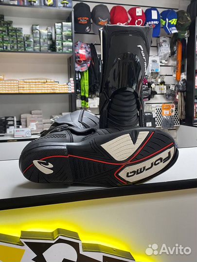 Мотоботинки спортивные Forma Hornet