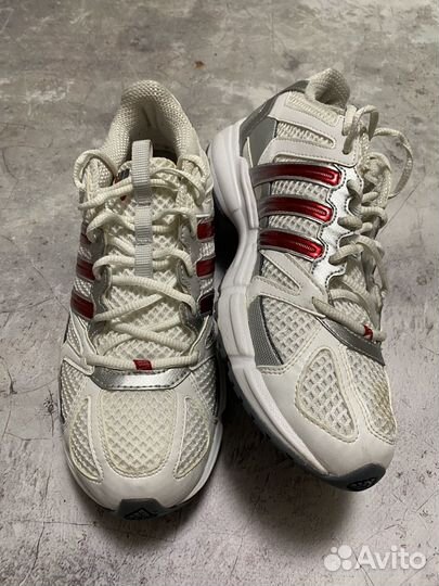 Беговые кроссовки adidas soltec 2