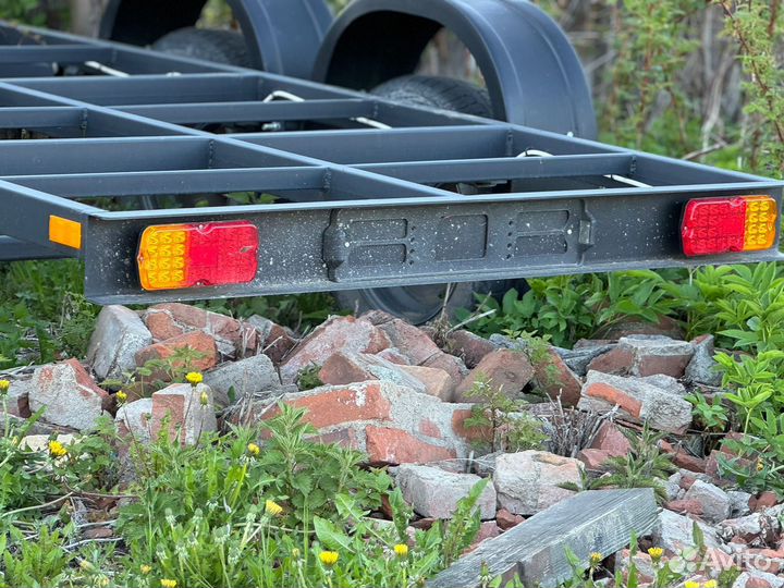 Прицеп легковой двухосный