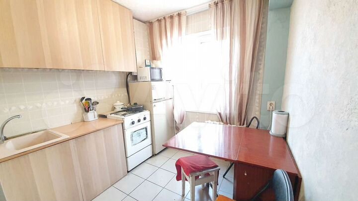 2-к. квартира, 42 м², 3/5 эт.