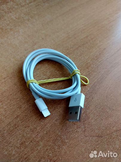 Кабель Apple Lightning 8-pin