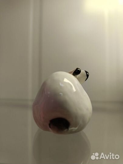 Фарфоровая статуэтка 