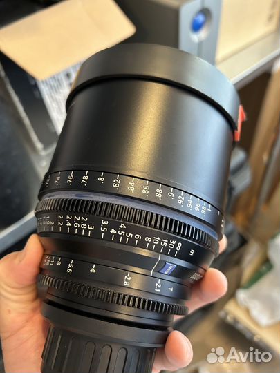 Объектив Carl Zeiss 100mm Compact Prime.2 PL