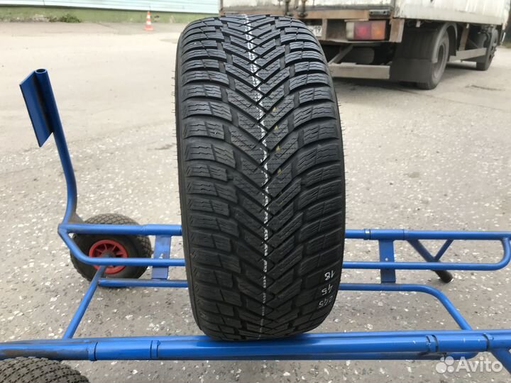 Nokian Tyres Weatherproof 245/45 R18