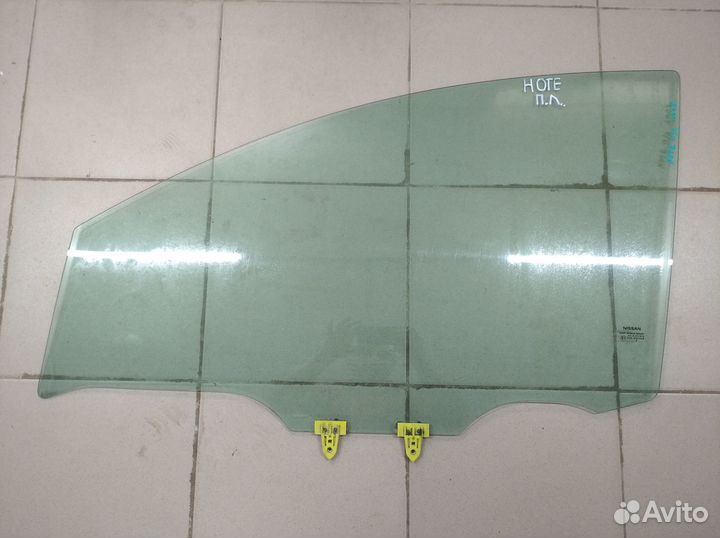 Стекло передней левой двери Nissan Note E11