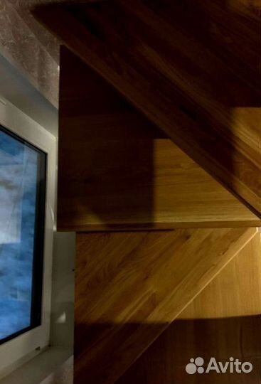 Лестница прямая на металлокаркасе