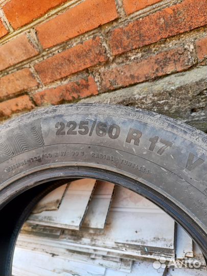 Continental ContiPremiumContact 5 225/60 R17