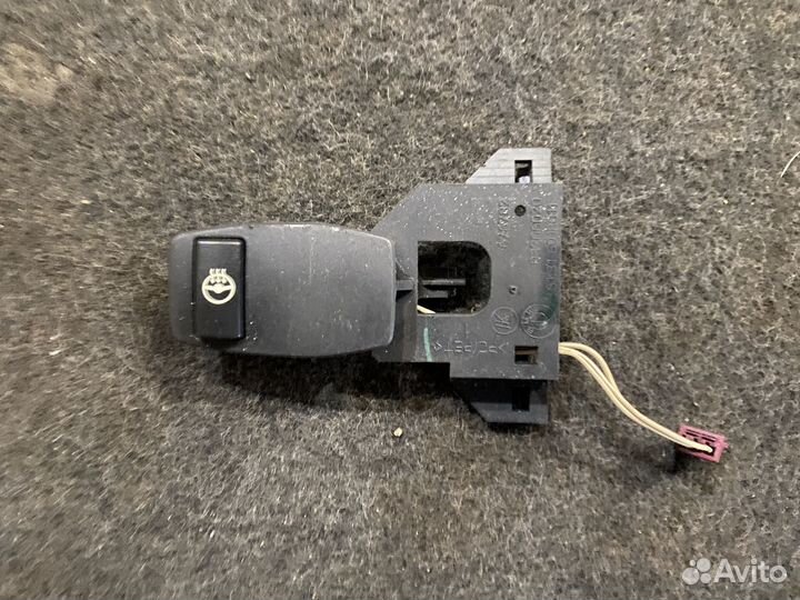 Кнопка обогрева руля BMW e60/61 61316947787