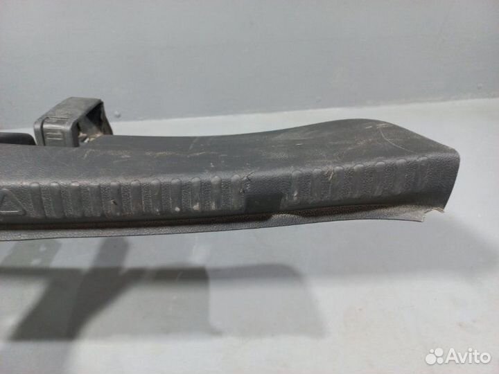 Обшивка багажника Skoda Rapid 1