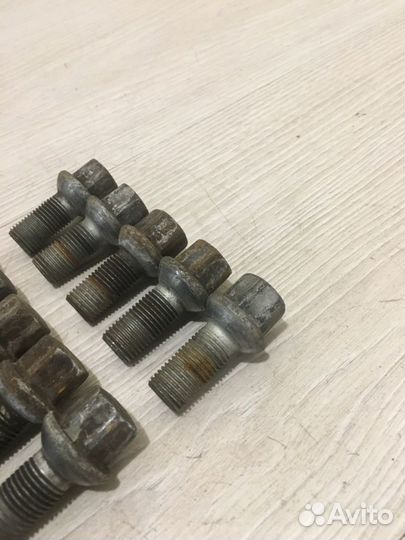 Болты колесные (комплект) Mercedes Benz E300 W211