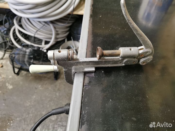 Закрутка настольная для завальцовки патронов