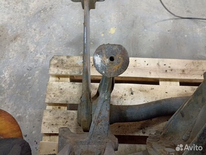 1896601 Кронштейн пневморессоры левый Daf XF106