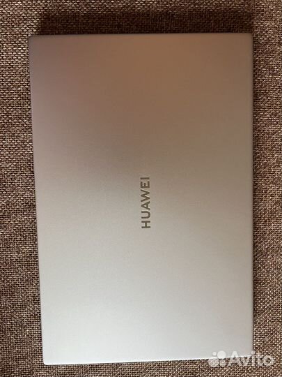 Huawei MateBook D14