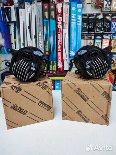 Противотуманки Тойота диодные в штатное место