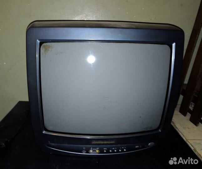 Телевизор Erisson и Samsung