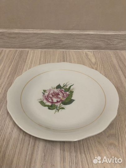 Супница и блюдо времен СССР