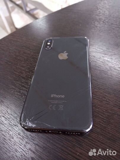 iPhone X, 64 ГБ