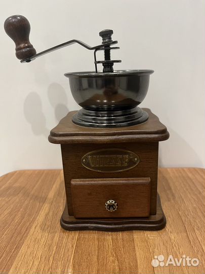 Кофемолка ручная vitesse