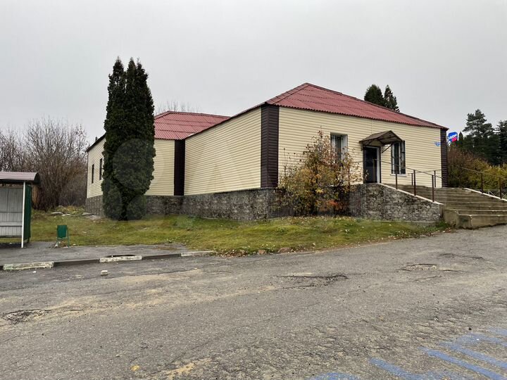 Торговое помещение, 439.6 м²