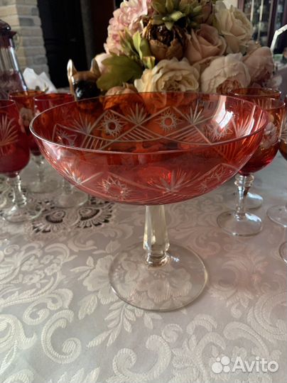 Красный хрусталь, вазы, фруктовницы, бокалы