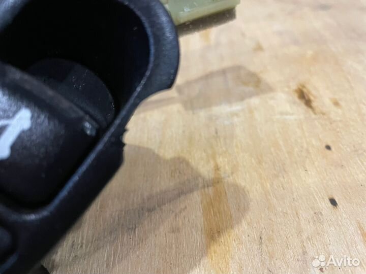 Соната 5 тагаз кнопка открывания крышки лючка