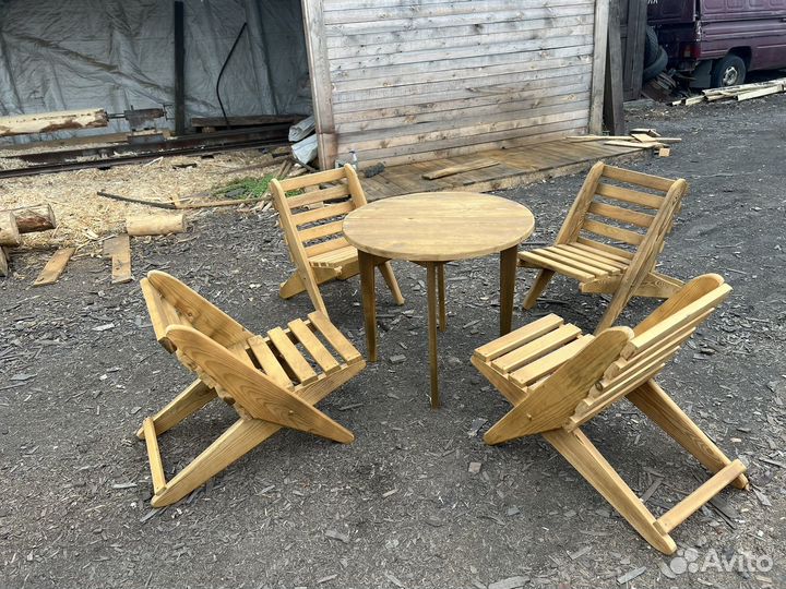 Стул складной деревянный