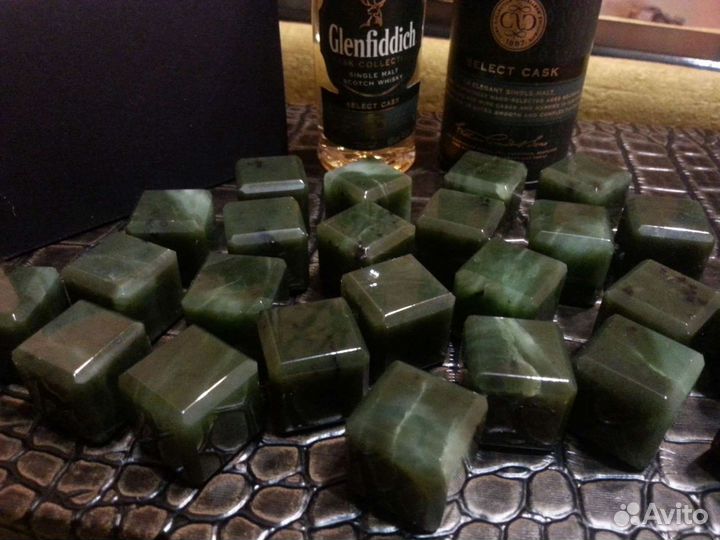 Кубики ручной работы из Нефрита для виски