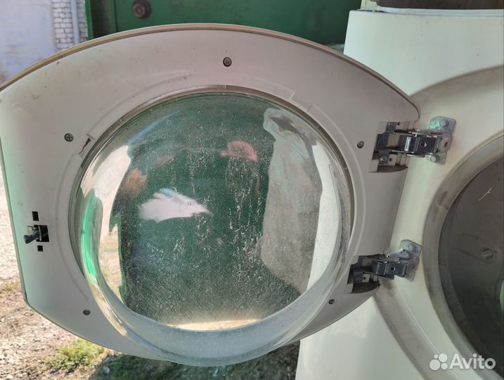 Дверца люка ariston ALS 88 X EU