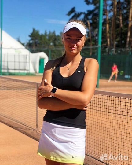 Тренер по большому теннису