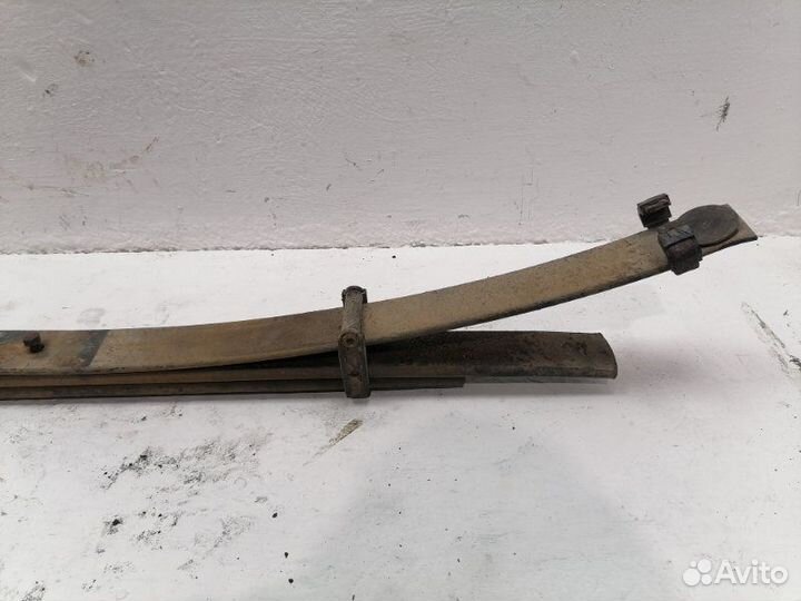 Рессора задняя Nissan Navara 2.5 DCI 2014