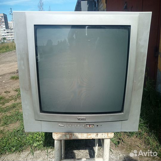 Два телевизора