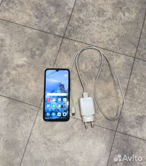 Продам телефон mi 9 lite 128 Гб