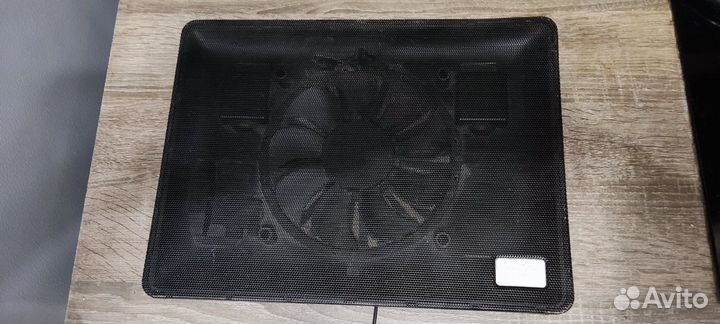 Подставка для ноутбука с охлаждением