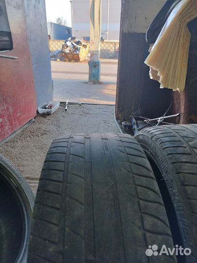 Tigar SUV 215/45 R16 90V