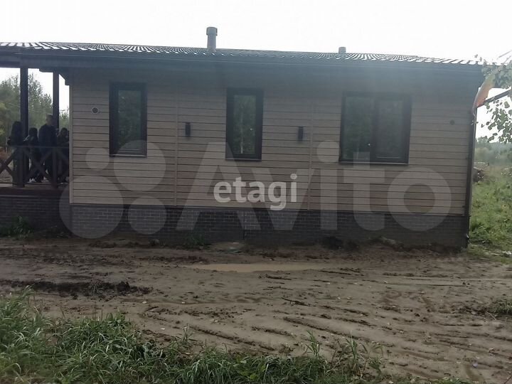 Дом 100 м² на участке 8 сот.